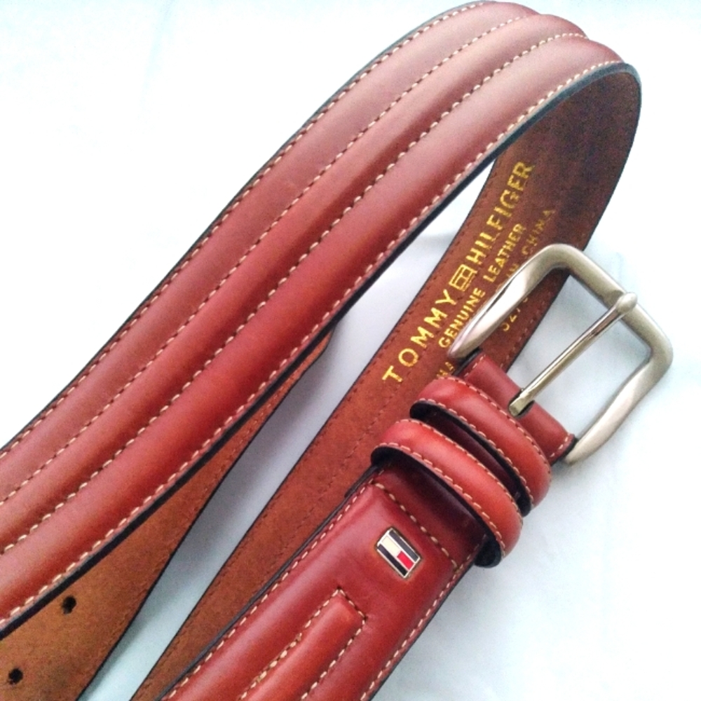 Tommy Hilfiger genuine leather Belt, size 32/80 Tan, good condition, Men